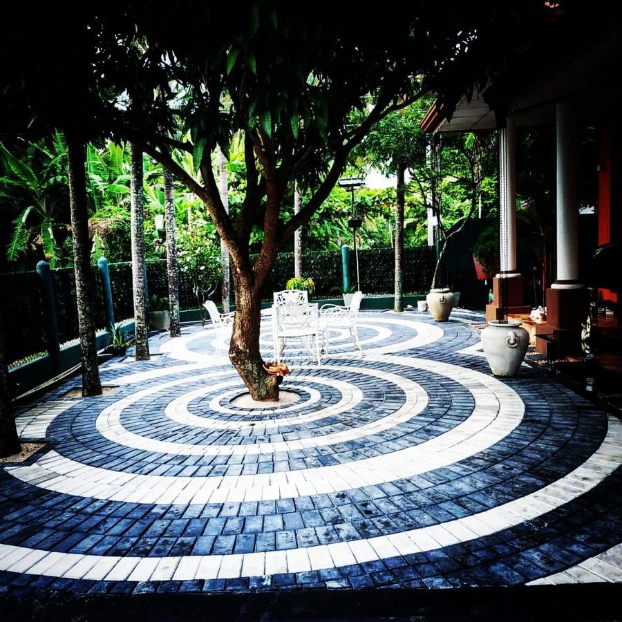 One And Only Apartment Negombo Exterior photo