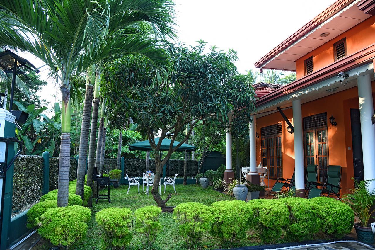 One And Only Apartment Negombo Exterior photo