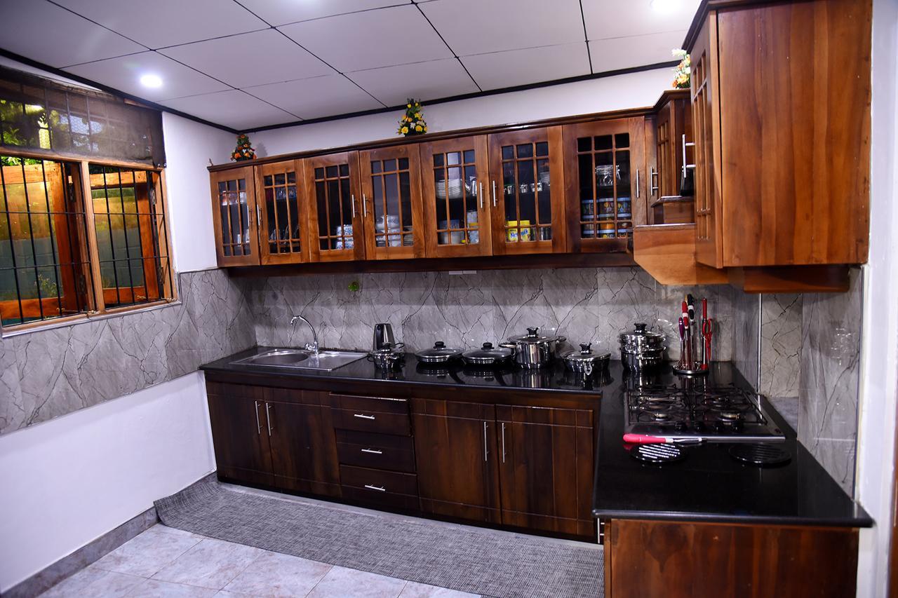 One And Only Apartment Negombo Exterior photo